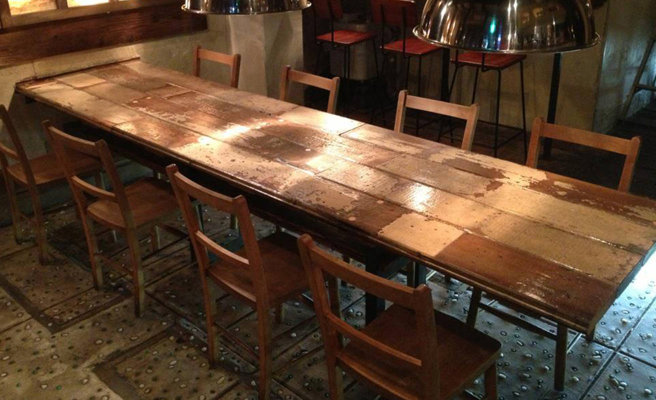 古材を使用したテーブル | オーダー家具のクラフトワーク